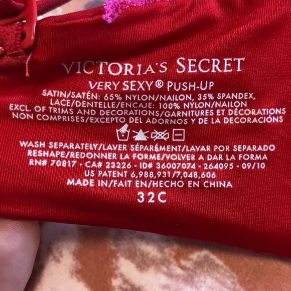 Holiday Very sexy push-up bra - Picture 3 of 3